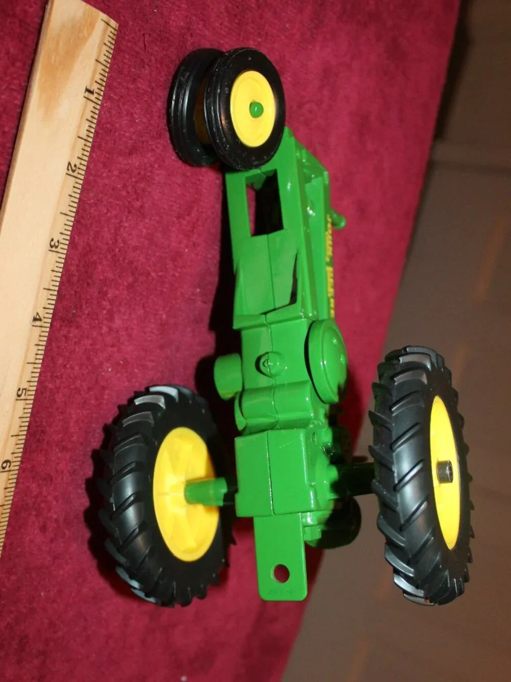Vintage ERTL 1934 John Deere Model A 1/16 scale die-cast metal toy tractor
